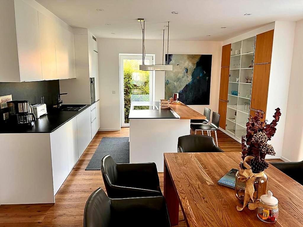 Apartments Bei Playmobil Eg,130M2,Grosse Terassen,24H Self Check-In, Free Parking Цирндорф Экстерьер фото