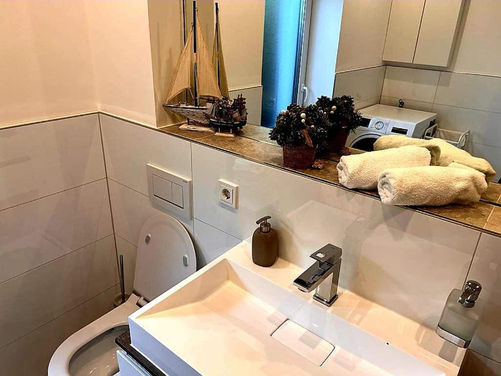 Apartments Bei Playmobil Eg,130M2,Grosse Terassen,24H Self Check-In, Free Parking Цирндорф Экстерьер фото
